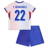 Frankrig Theo Hernandez #22 Udebanetrøje Børn EM 2024 Kort ærmer (+ bukser)