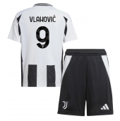 Juventus Dusan Vlahovic #9 Hjemmebanetrøje Børn 2024-25 Kort ærmer (+ bukser)