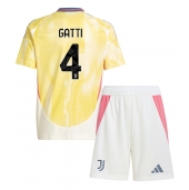 Juventus Federico Gatti #4 Udebanetrøje Børn 2024-25 Kort ærmer (+ bukser)