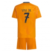 Real Madrid Vinicius Junior #7 Udebanetrøje Børn 2024-25 Kort ærmer (+ bukser)